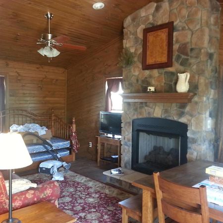 Amish Blessings Cabins Millersburg Bagian luar foto