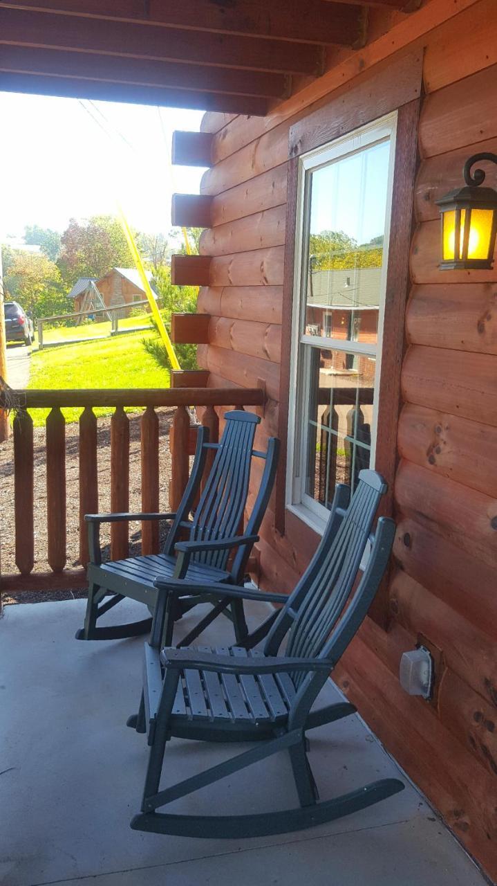 Amish Blessings Cabins Millersburg Bagian luar foto