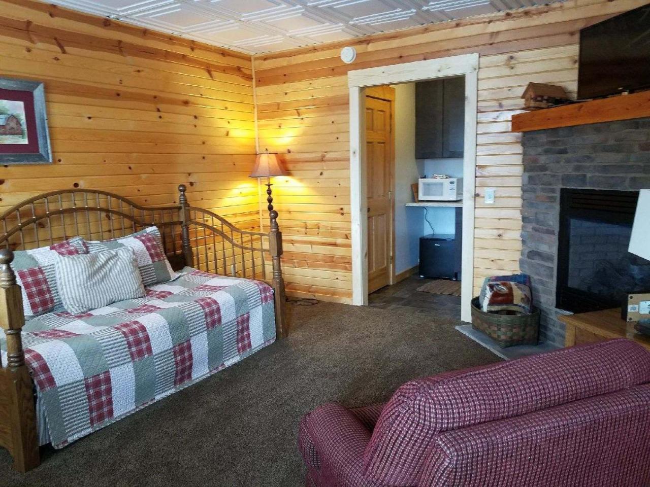 Amish Blessings Cabins Millersburg Bagian luar foto