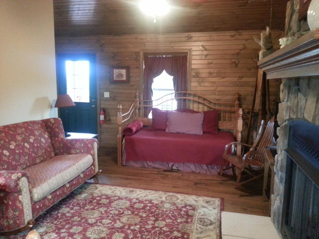 Amish Blessings Cabins Millersburg Bagian luar foto